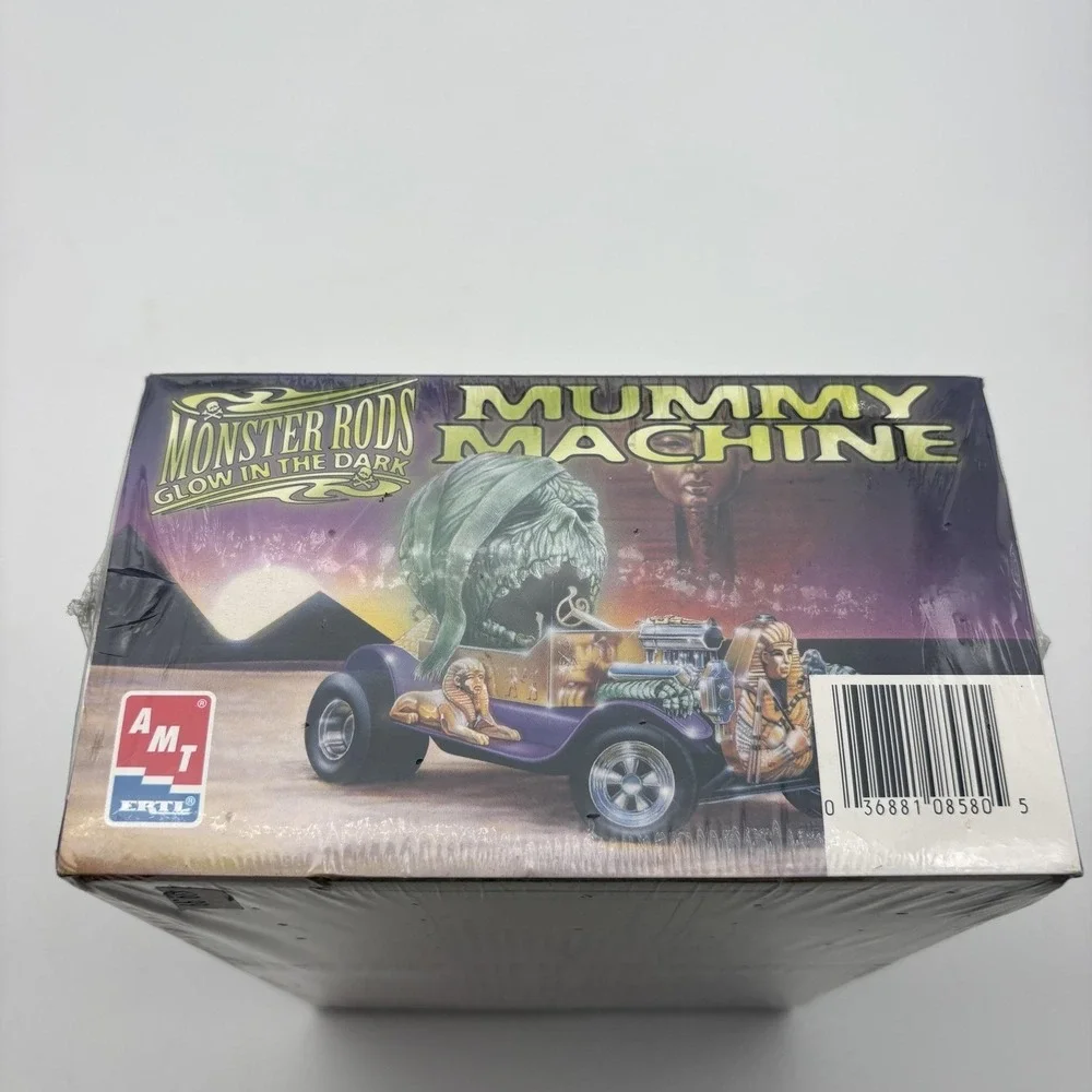 Vintage AMT Ertl Monster Rods Mummy Machine Purple 1/25 Car Model Kit Glow Dark